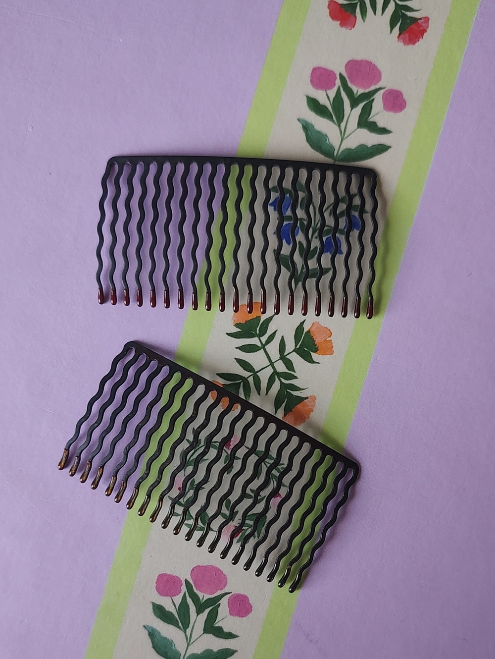Bundle Of 2 Vintage Metal Hair Side Combs With Wavy Tines